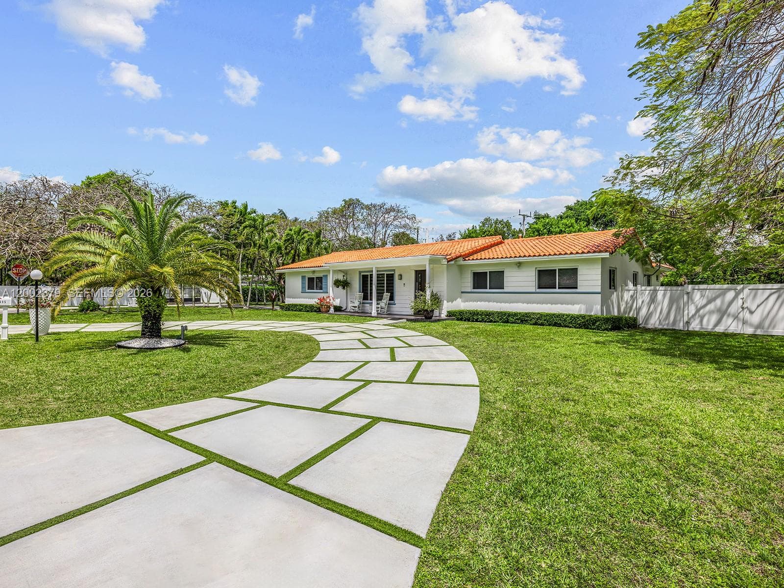 7495 SW 73rd Ter, Miami, FL 33143