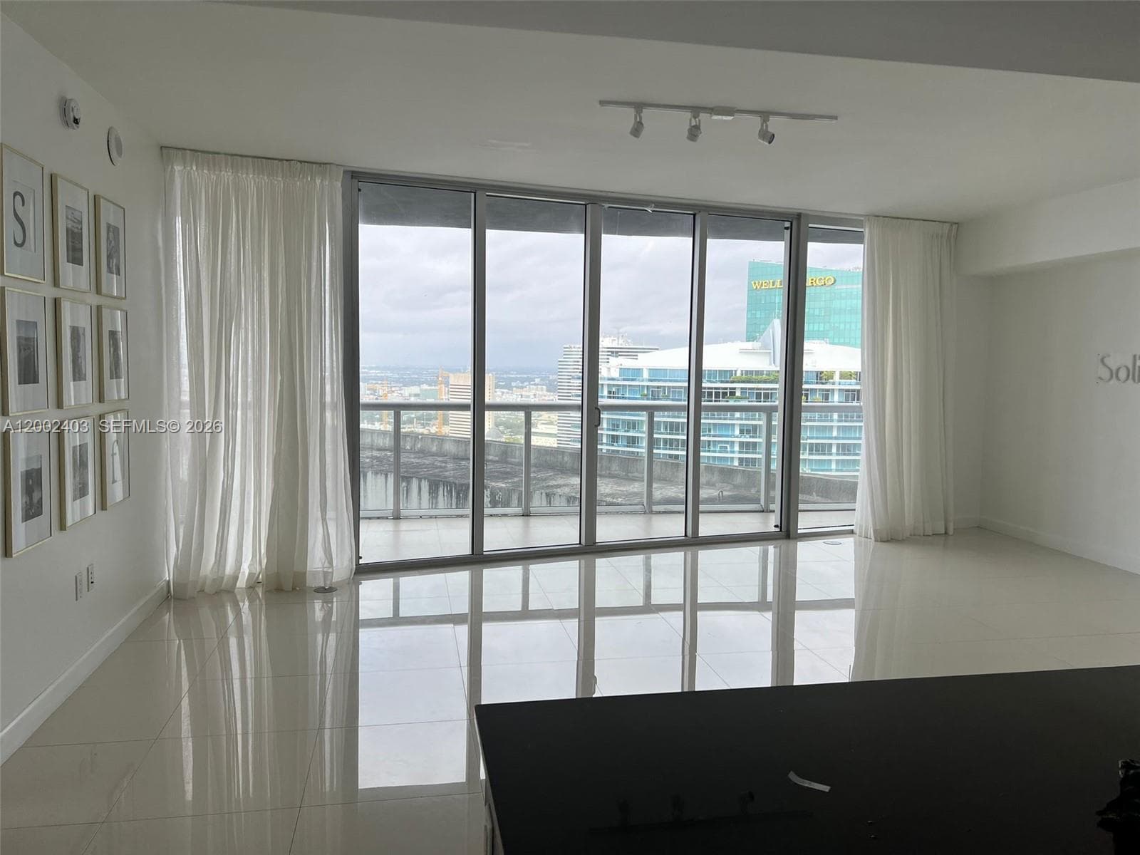 475 Brickell Ave # 5508, Miami, FL 33131