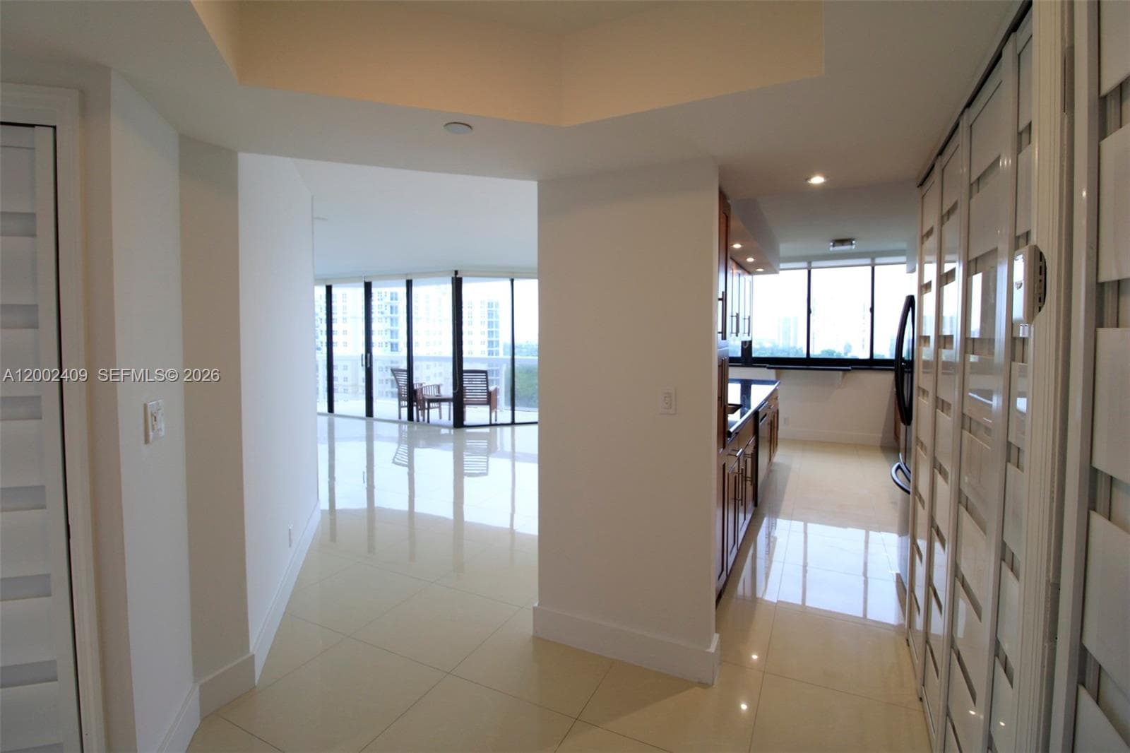 20185 E Country Club Dr # 1105, Aventura, FL 33180 — zdjęcie 5