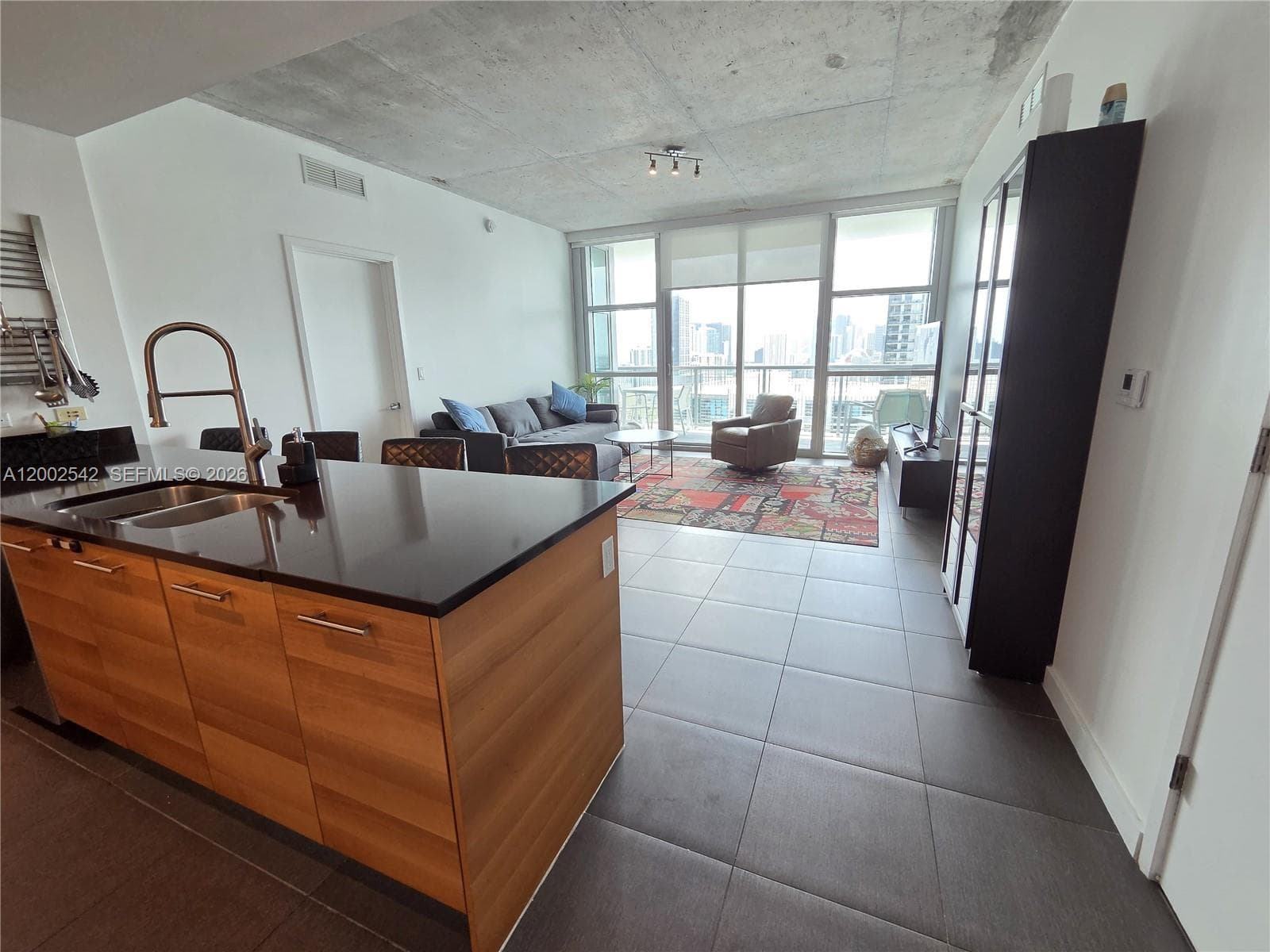 3301 NE 1st Ave # H2710, Miami, FL 33137 — zdjęcie 3