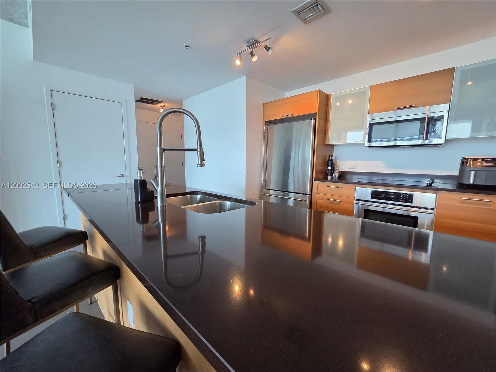 3301 NE 1st Ave # H2710, Miami, FL 33137 — zdjęcie 5