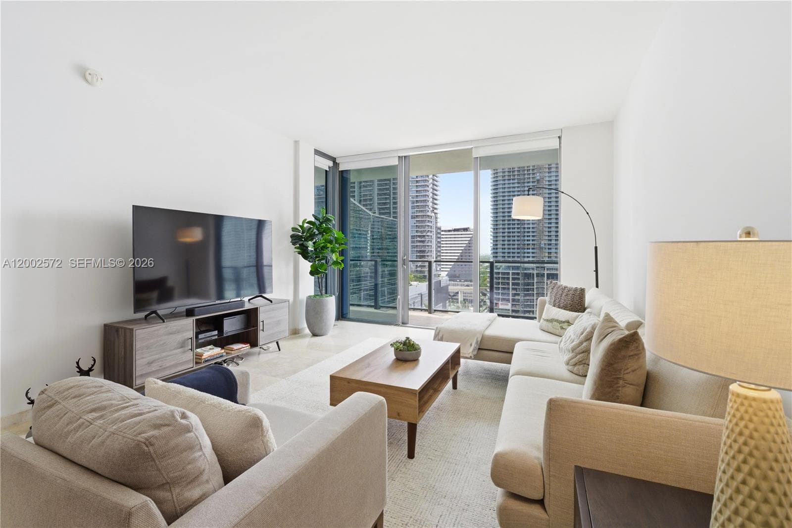 68 SE 6th St # 1106, Miami, FL 33131 — zdjęcie 4