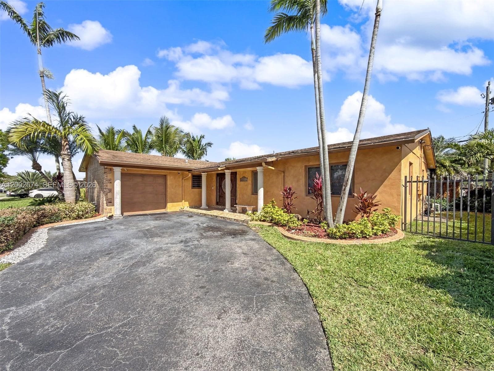 9837 SW 194th St, Cutler Bay, FL 33157 — zdjęcie 3