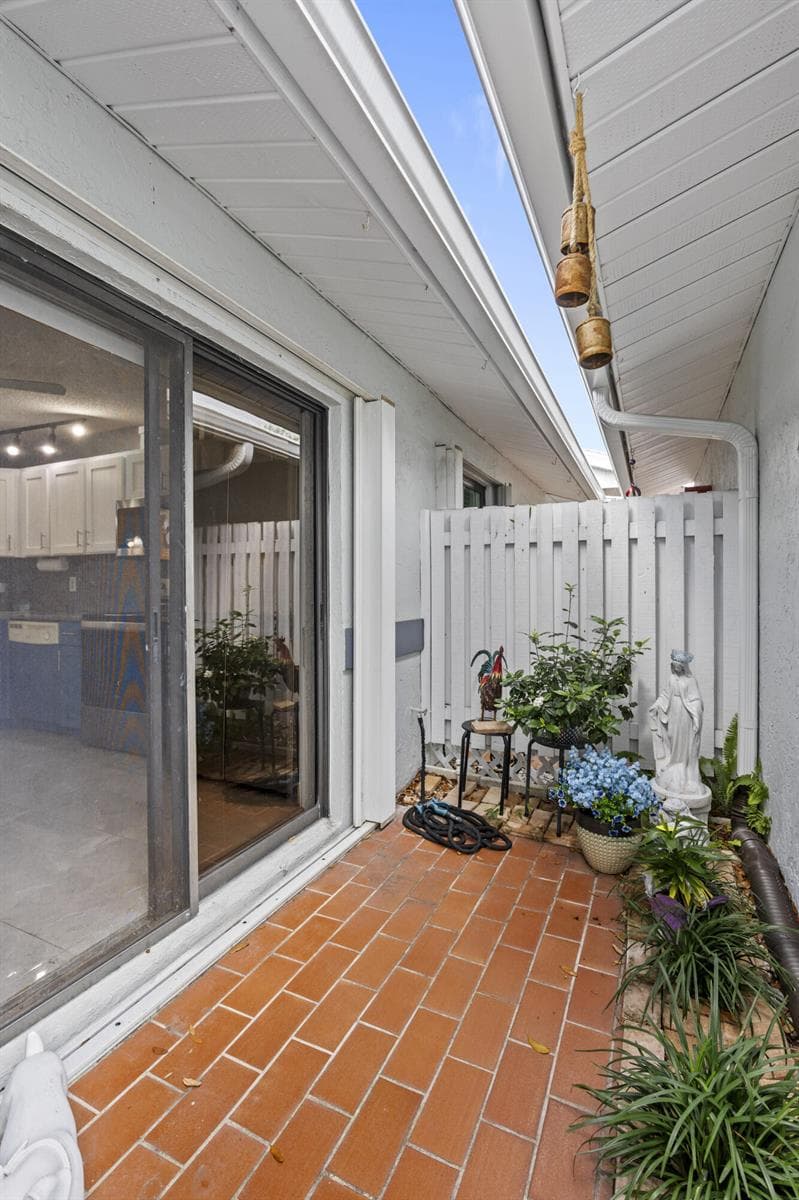 2640 Gately Drive W # 1601, West Palm Beach, FL 33415 — zdjęcie 5