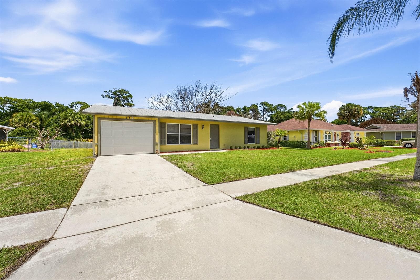 445 NE Armory Circle, Port St. Lucie, FL 34983 — zdjęcie 3
