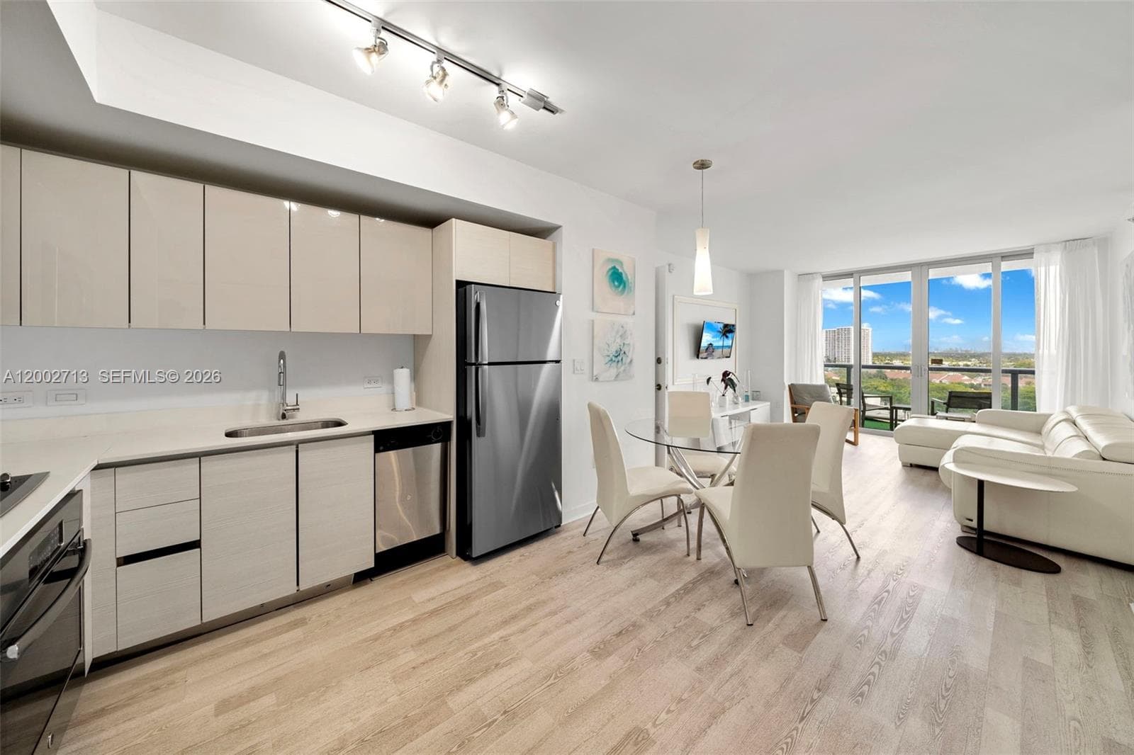 2602 E Hallandale Beach Blvd # R1104, Hallandale Beach, FL 33009 — zdjęcie 4