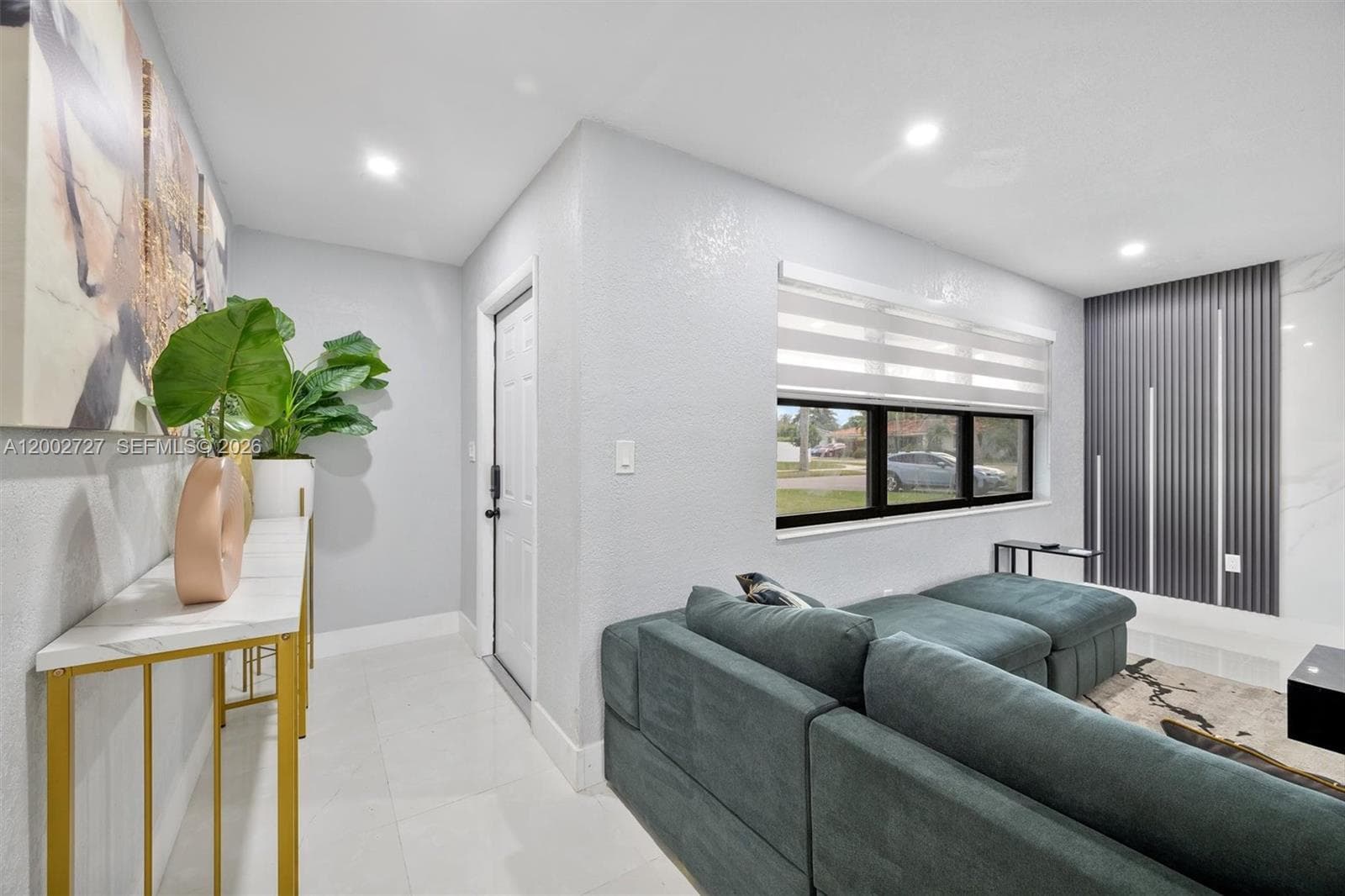 14760 S Spur Dr, Miami, FL 33161 — zdjęcie 4