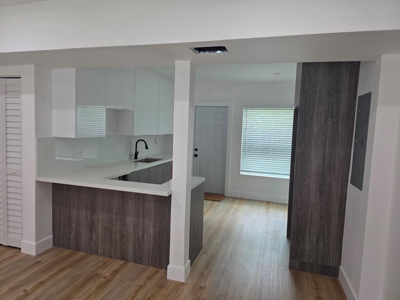 9900 NW 25th Avenue, Miami, FL 33147 — zdjęcie 5