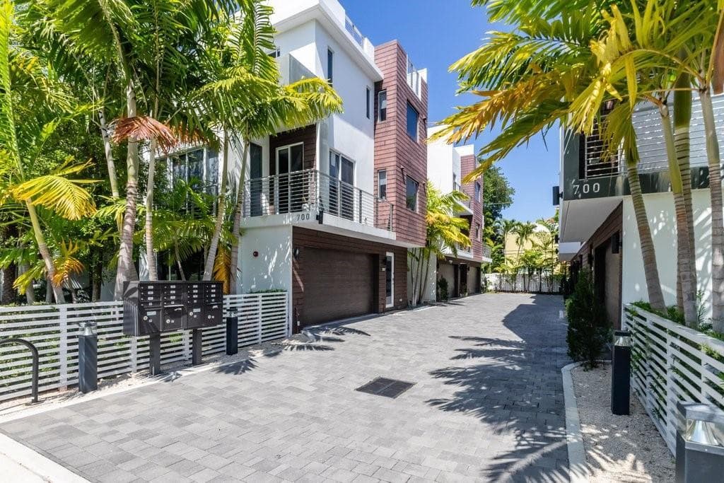 700 NE 14th Avenue # 208, Fort Lauderdale, FL 33304 — zdjęcie 2
