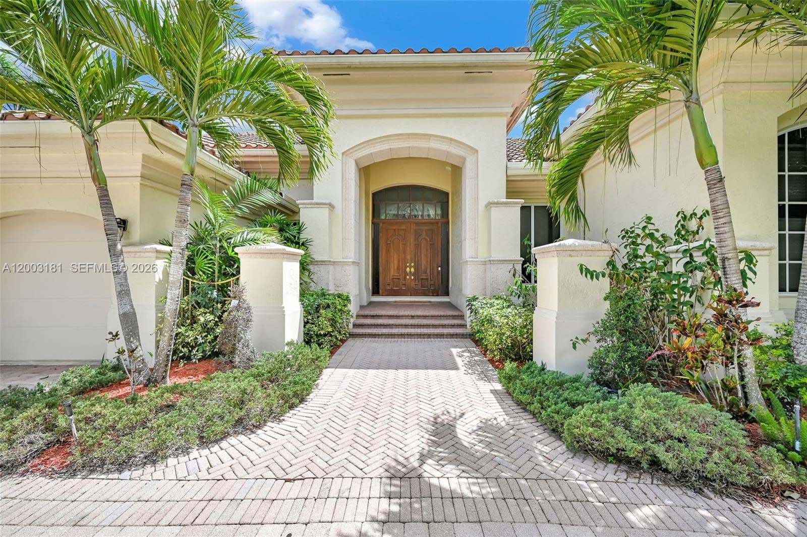 10430 Kestrel St, Plantation, FL 33324