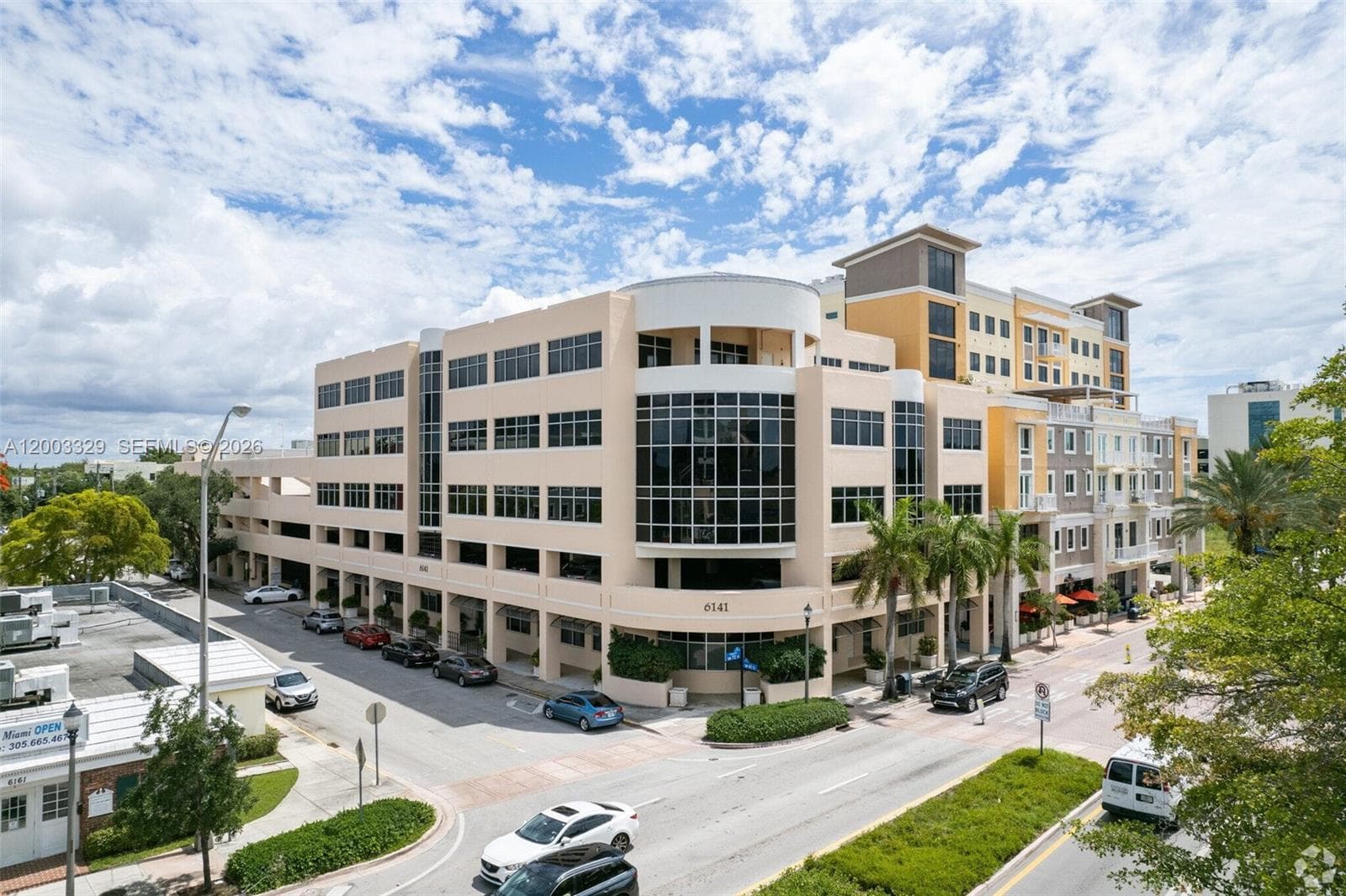6141 Sunset Dr # 102, South Miami, FL 33143