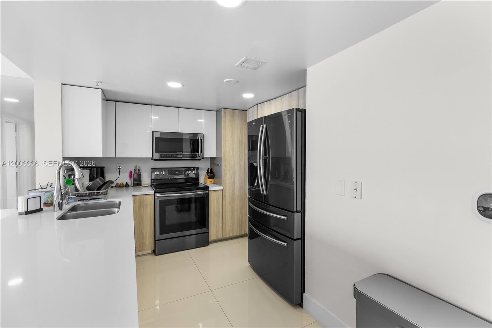 3000 Coral Way # 1110, Miami, FL 33145 — zdjęcie 5