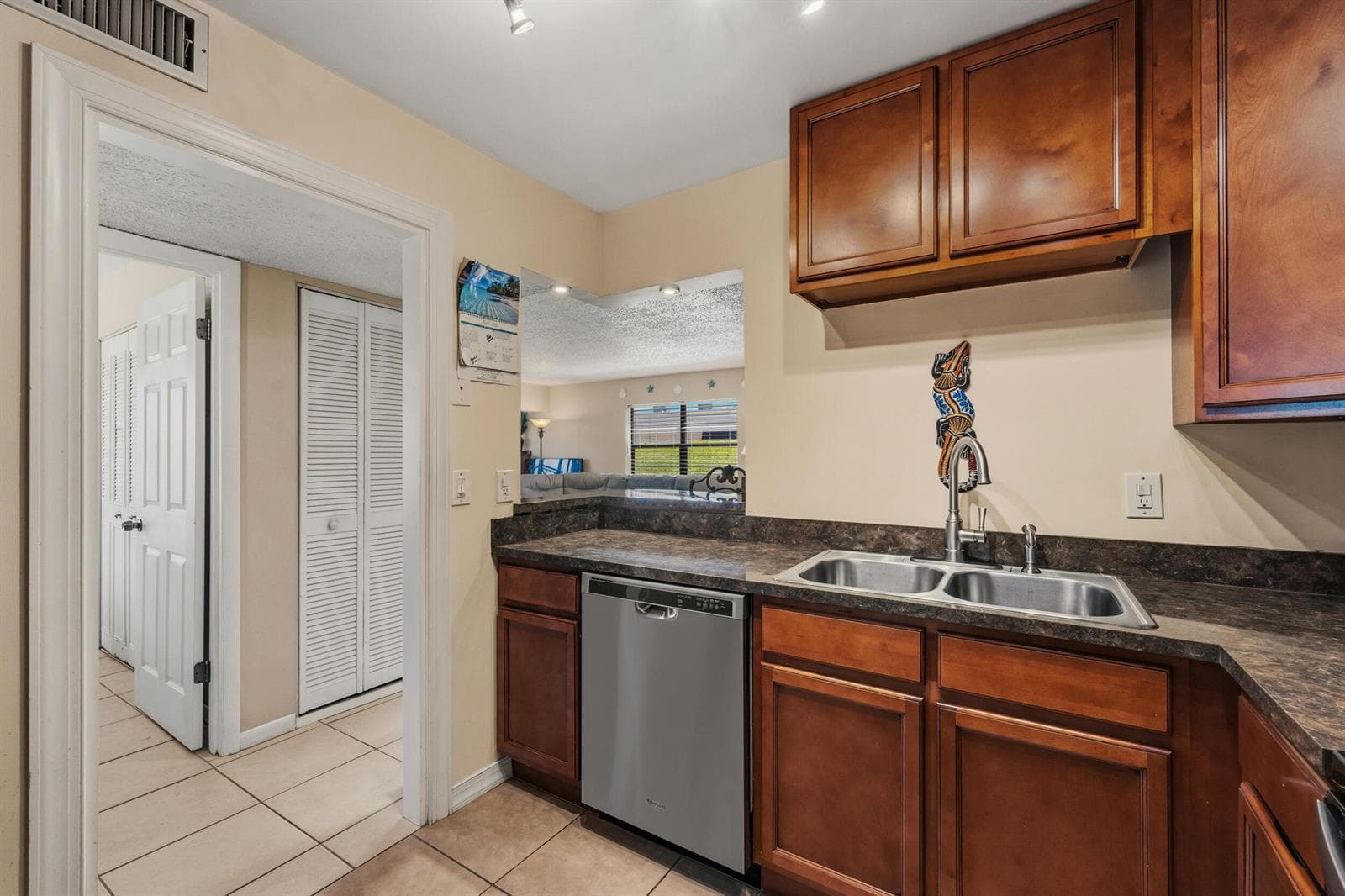 2050 Oleander Boulevard # 1-106, Fort Pierce, FL 34950 — zdjęcie 4