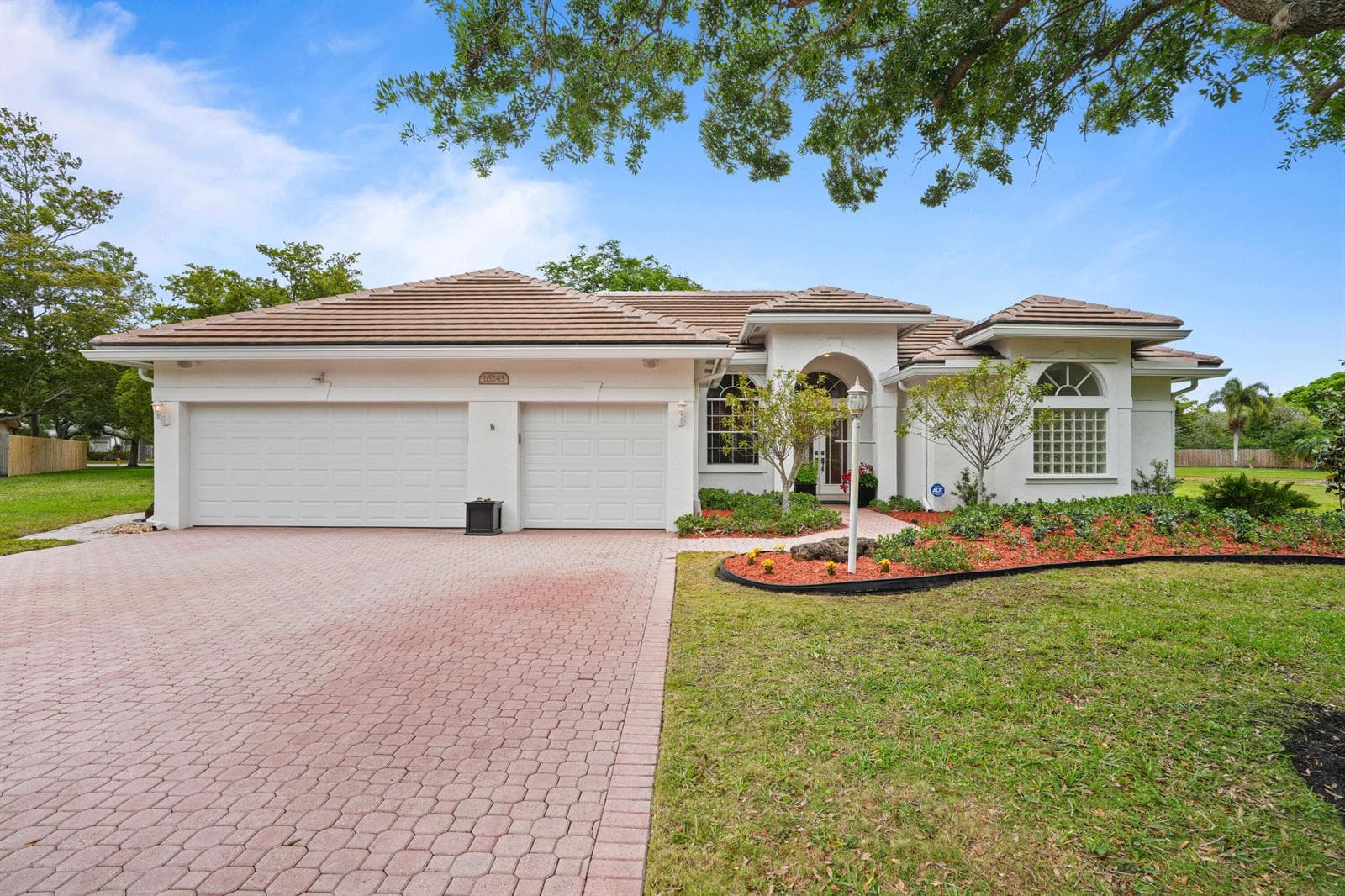 16245 Seneca Circle, Davie, FL 33331 — zdjęcie 2