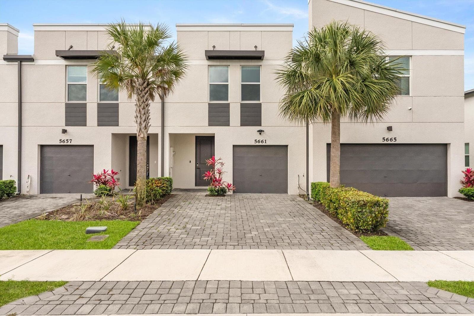 5661 Mentmore Drive, Mangonia Park, FL 33407 — zdjęcie 3