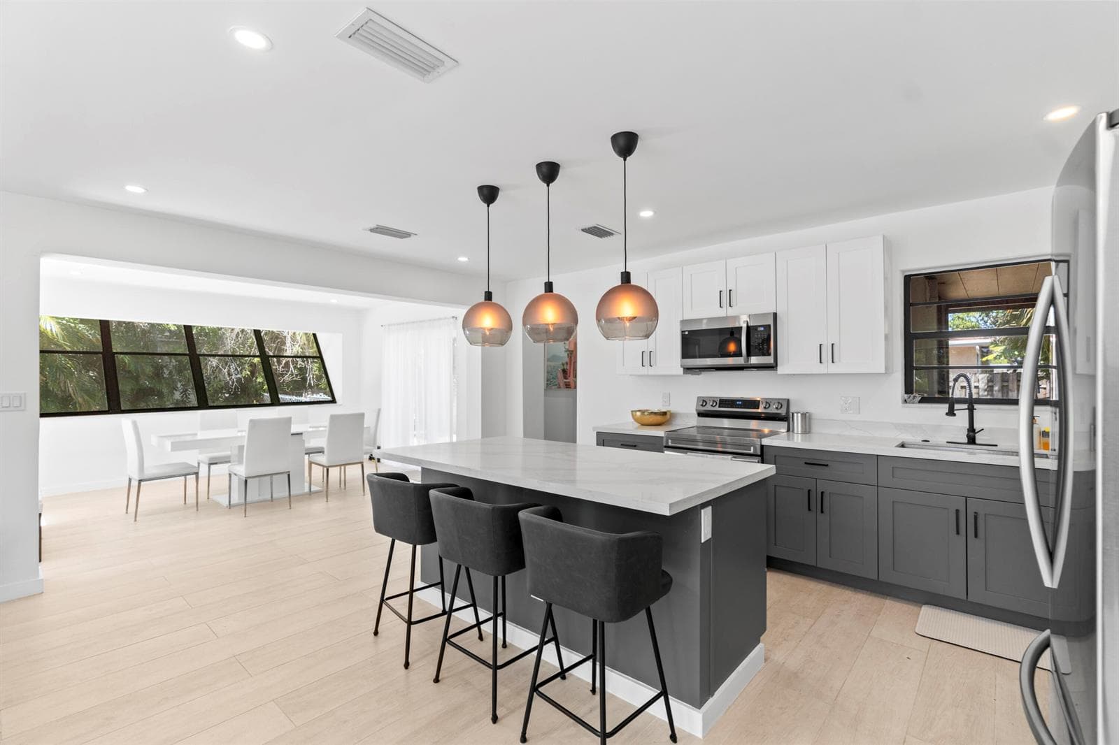 235 NE 20th Street, Boca Raton, FL 33431 — zdjęcie 2