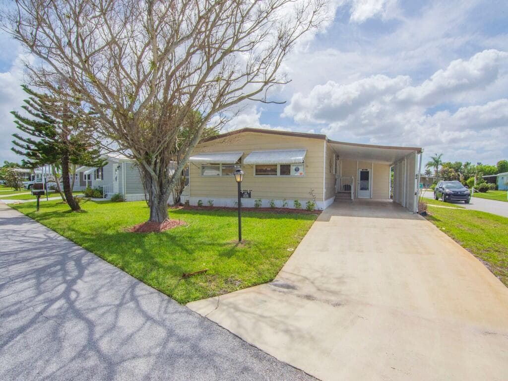 225 NE Forrest Court, Jensen Beach, FL 34957 — zdjęcie 5
