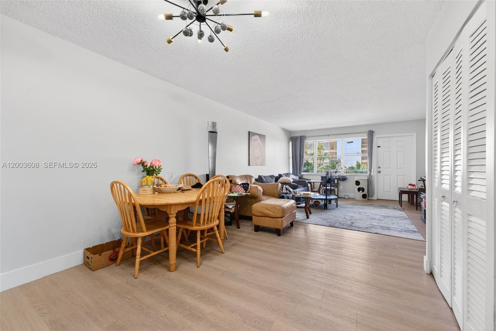 401 Golden Isles Dr # 303, Hallandale Beach, FL 33009 — zdjęcie 3