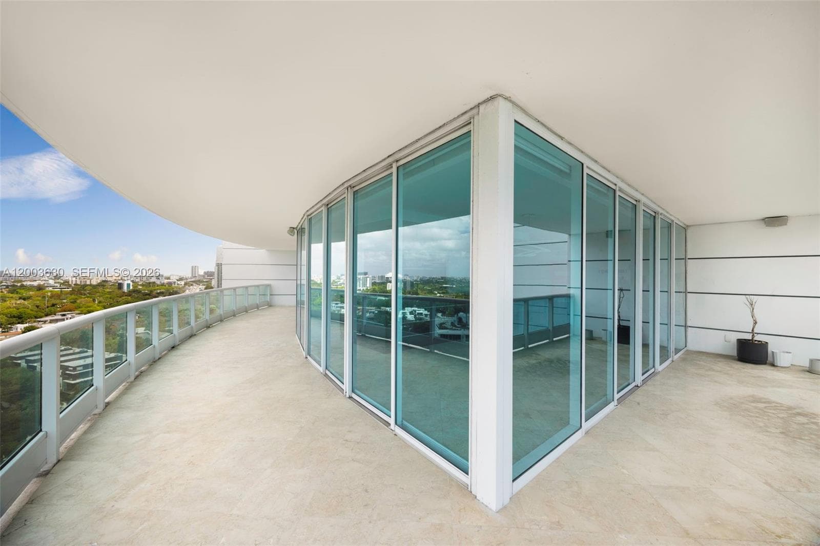 2127 Brickell Ave # 1805, Miami, FL 33129 — zdjęcie 4