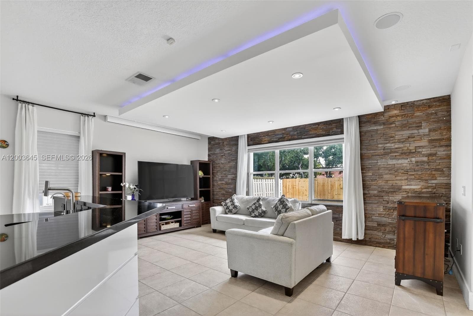 19010 NW 23rd Ct, Pembroke Pines, FL 33029 — zdjęcie 4
