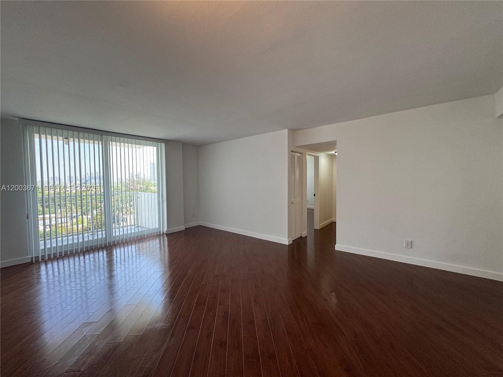2020 NE 135th St # 810, North Miami, FL 33181 — zdjęcie 5