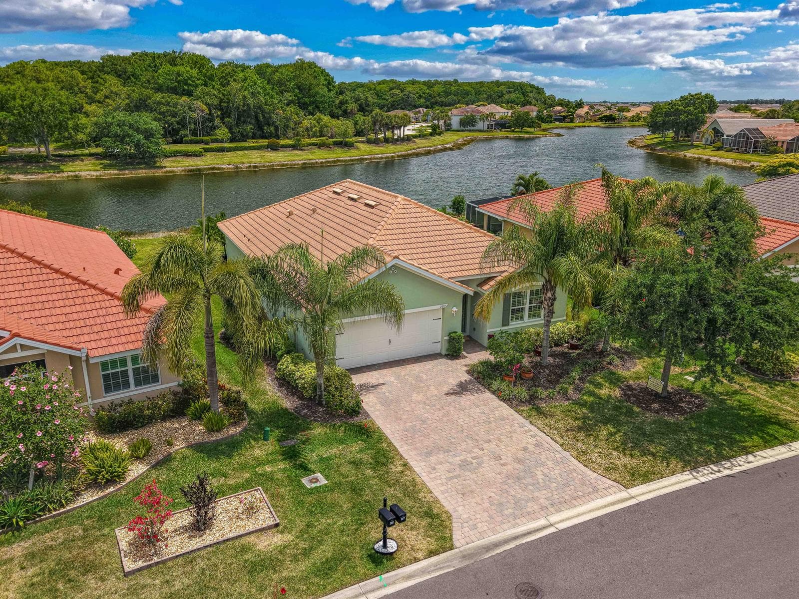 2877 Apple Blossom Drive, FL 33920 — zdjęcie 5