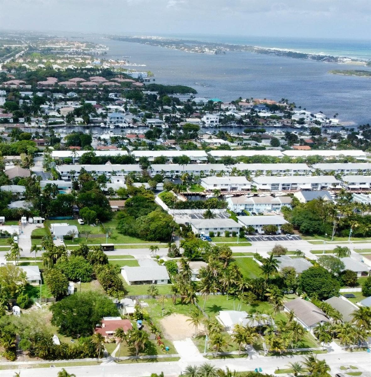 647 NE 9th Avenue, Boynton Beach, FL 33435 — zdjęcie 4