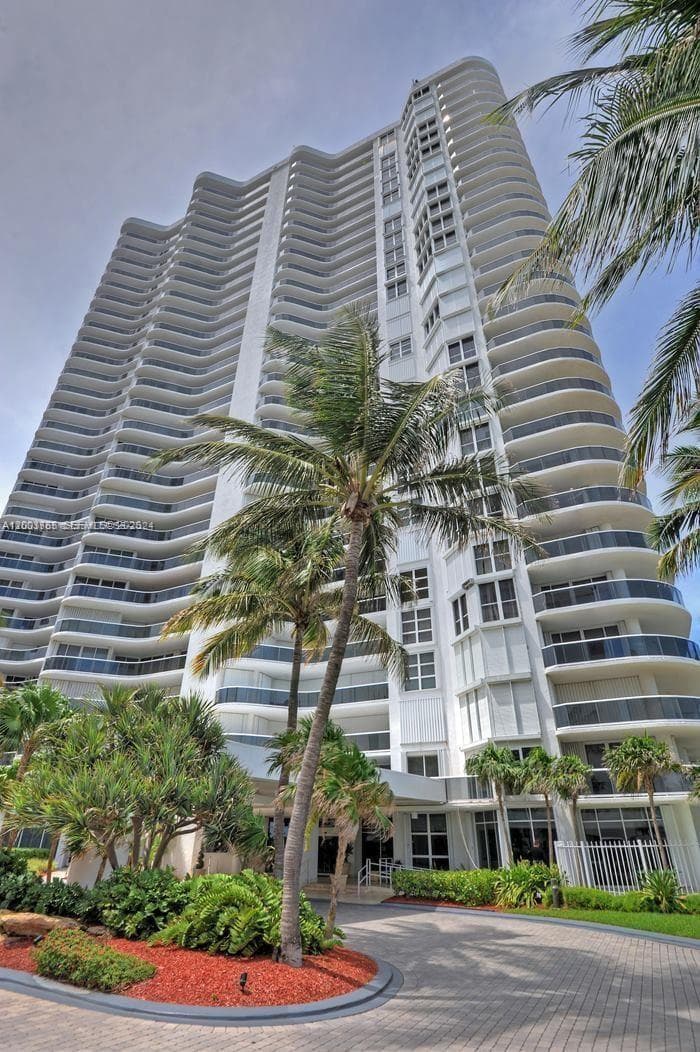 16711 Collins Ave # 602, Sunny Isles Beach, FL 33160