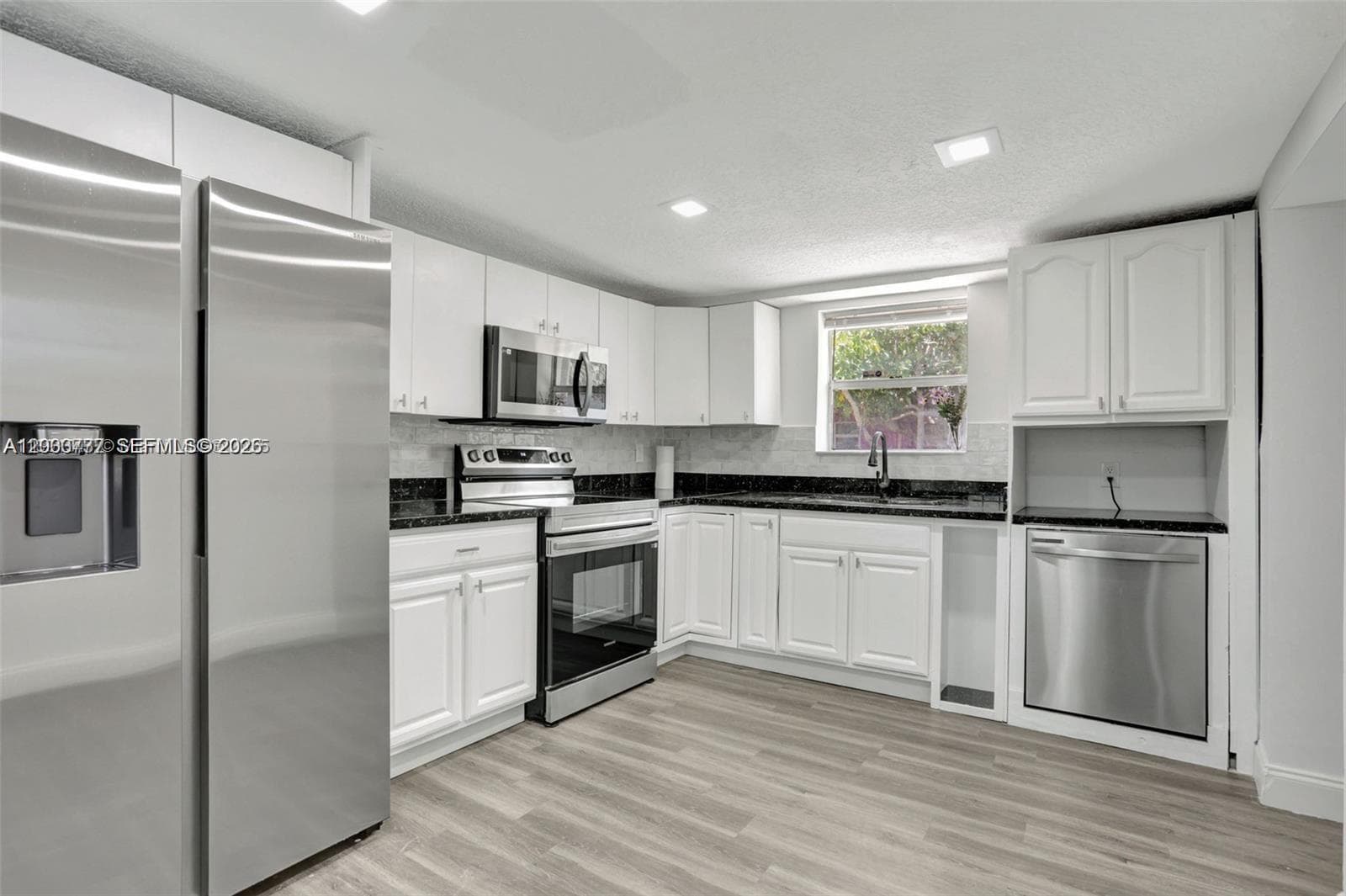 2701 NW 18th Ter # A, Oakland Park, FL 33311