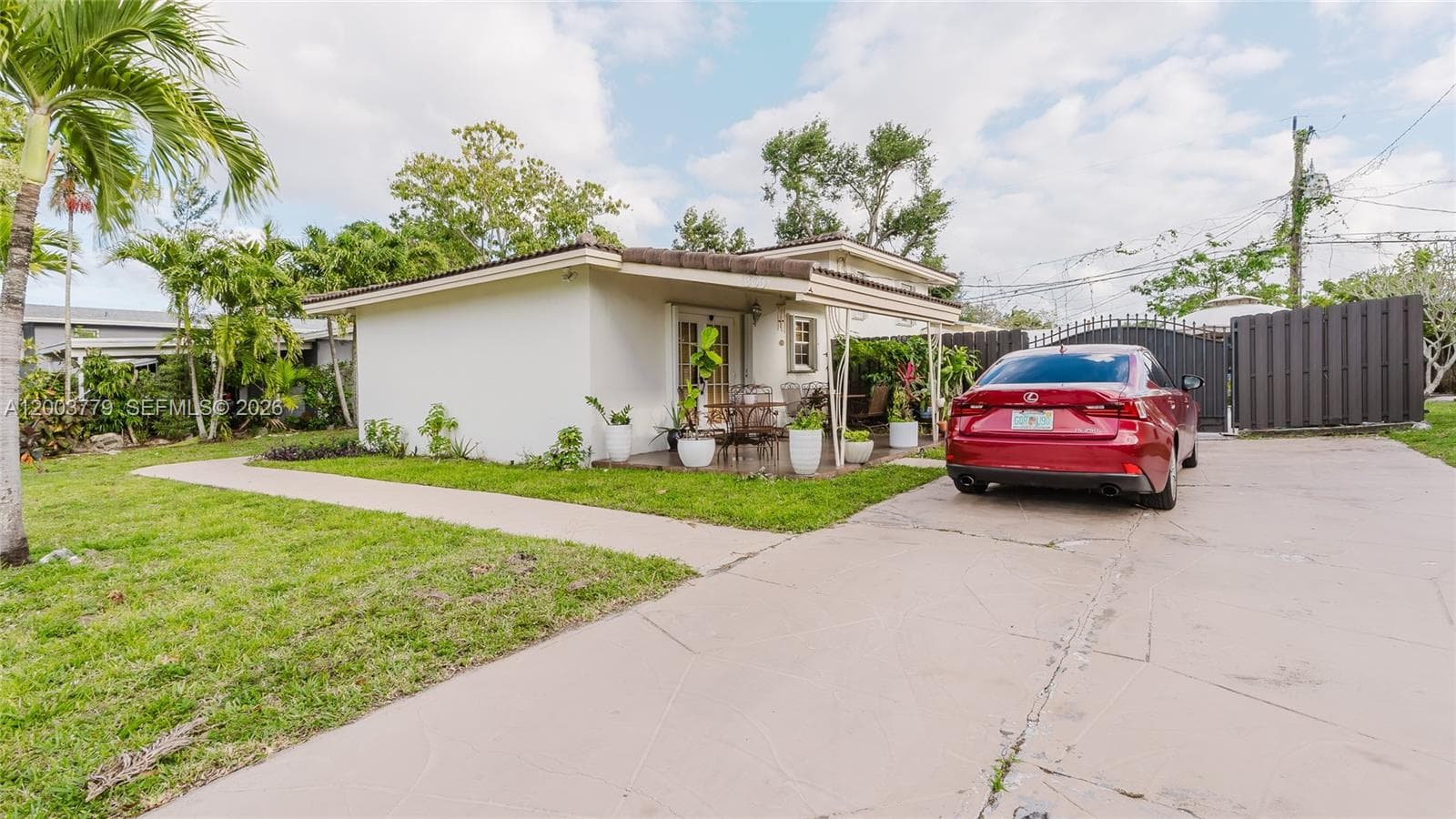 1300 NE 204th St, Miami, FL 33179 — zdjęcie 2