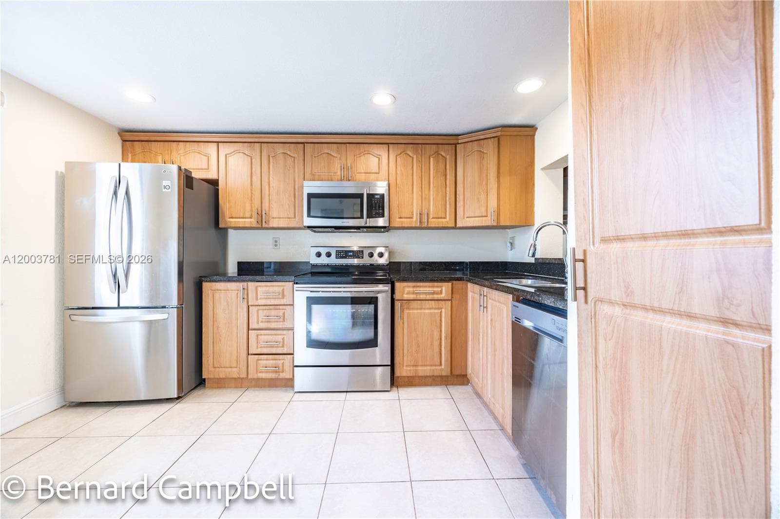 3940 Inverrary Blvd # 403-A, Lauderhill, FL 33319