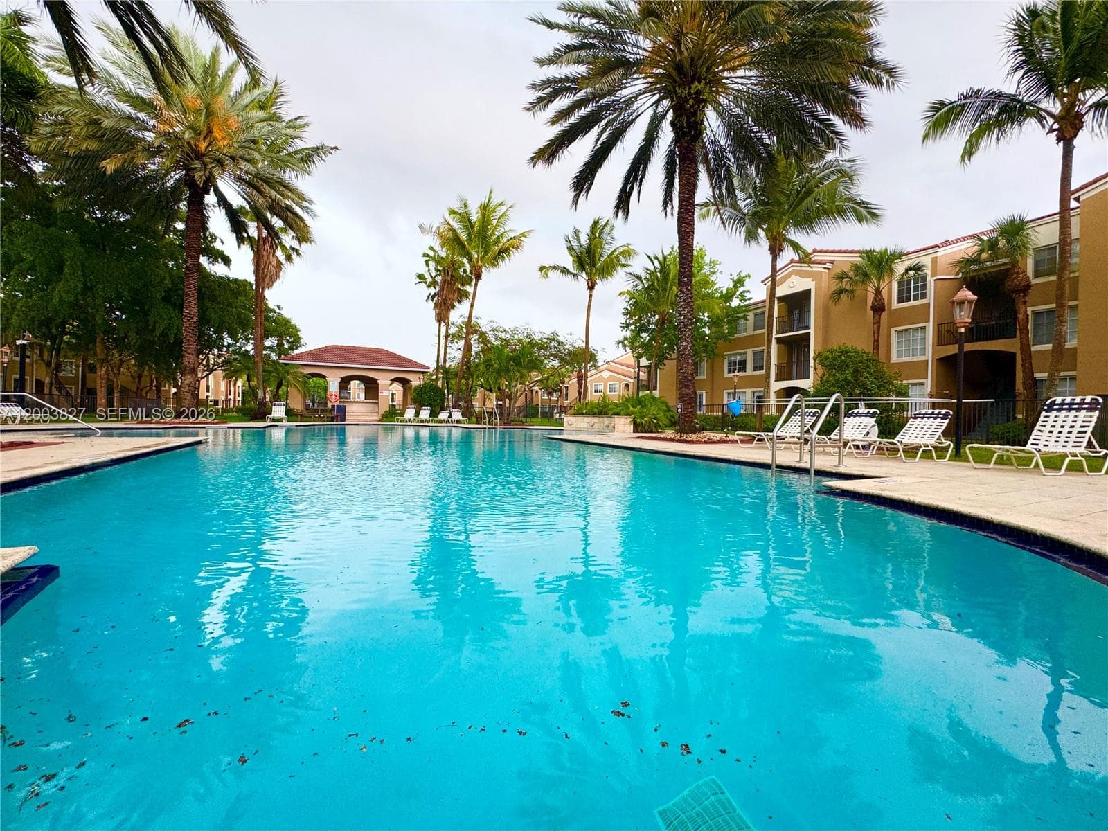 8060 N Nob Hill Rd # 203, Tamarac, FL 33321