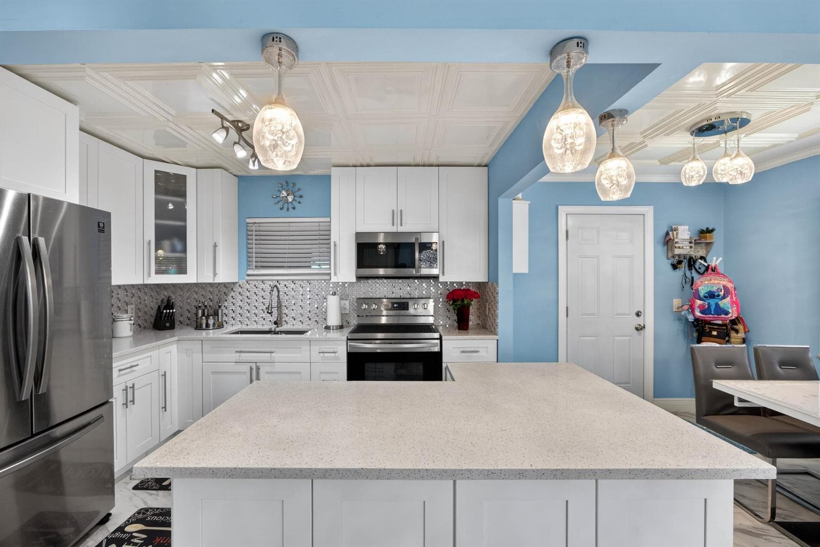 1020 Avon Road, West Palm Beach, FL 33401 — zdjęcie 2