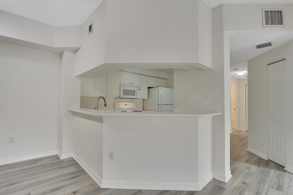 2725 Anzio Court # 202, Palm Beach Gardens, FL 33410 — zdjęcie 5
