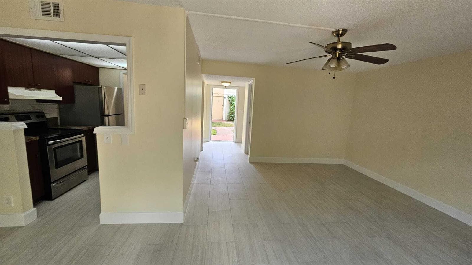 8801 W Sample Road # 11, Coral Springs, FL 33065 — zdjęcie 3