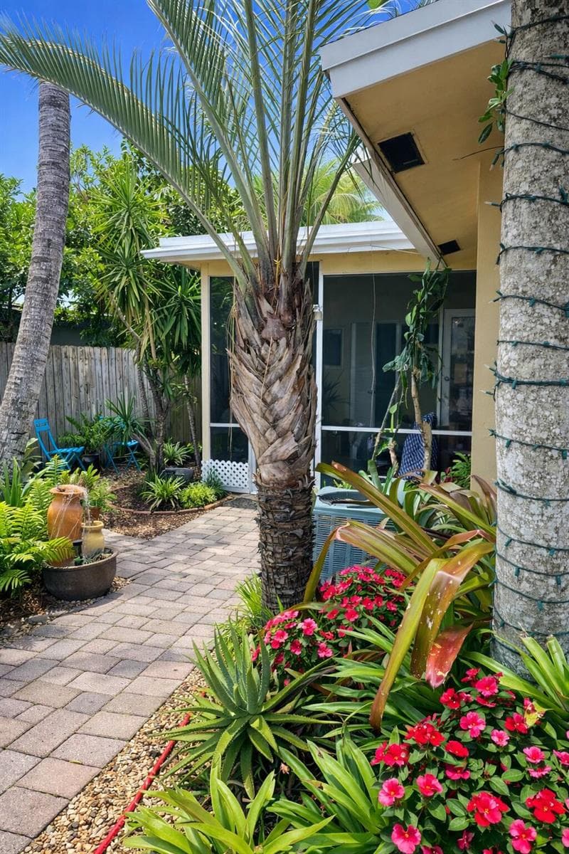 1417 NE 24th Court, Wilton Manors, FL 33305 — zdjęcie 2