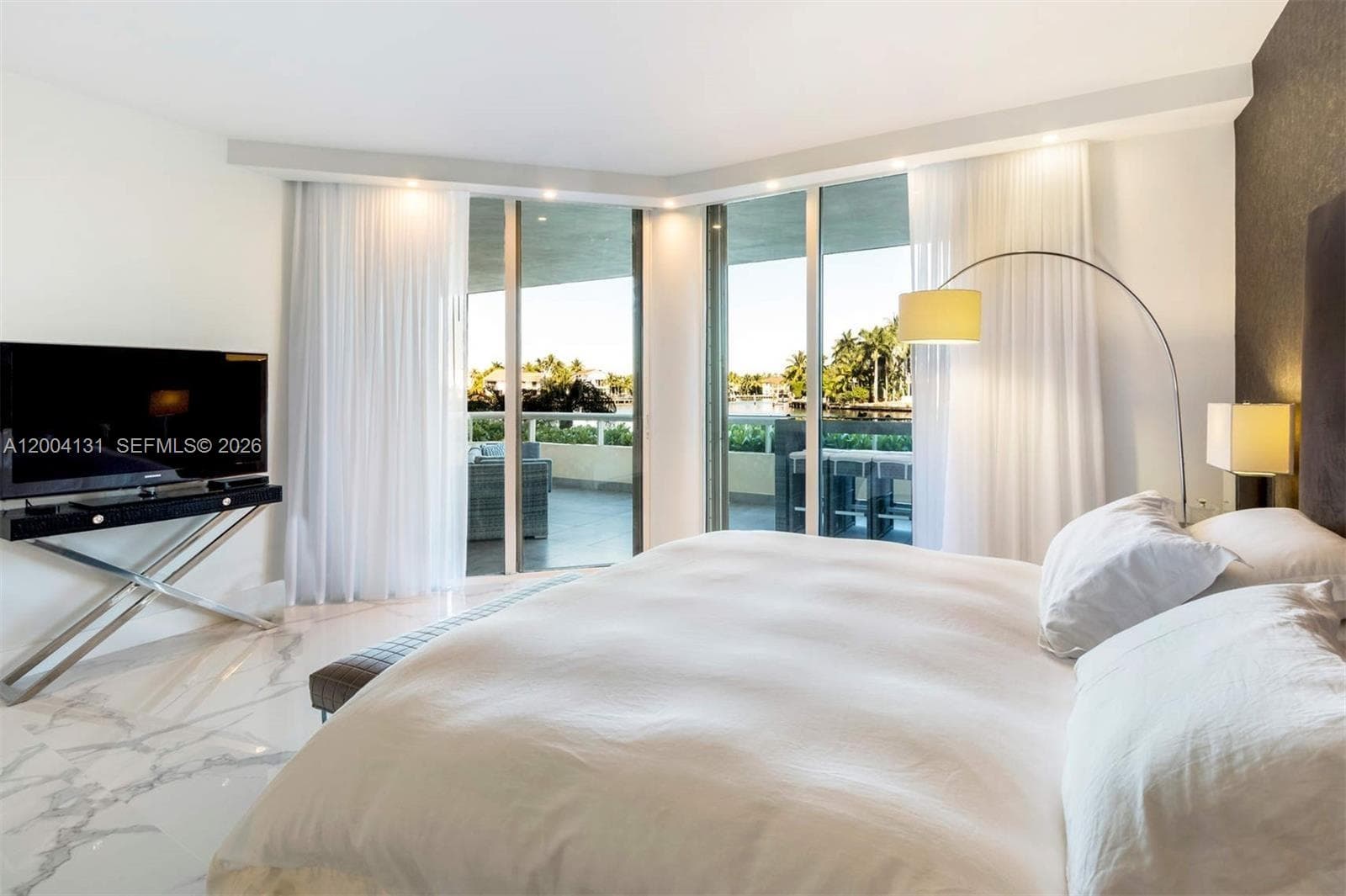 20191 E Country Club Dr # TH7, Aventura, FL 33180 — zdjęcie 4