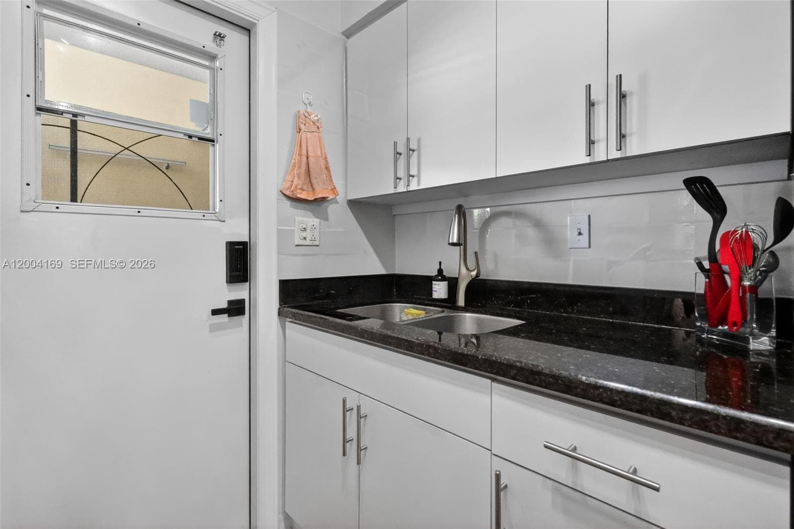 1820 Venice Park Dr # 102, North Miami, FL 33181 — zdjęcie 5