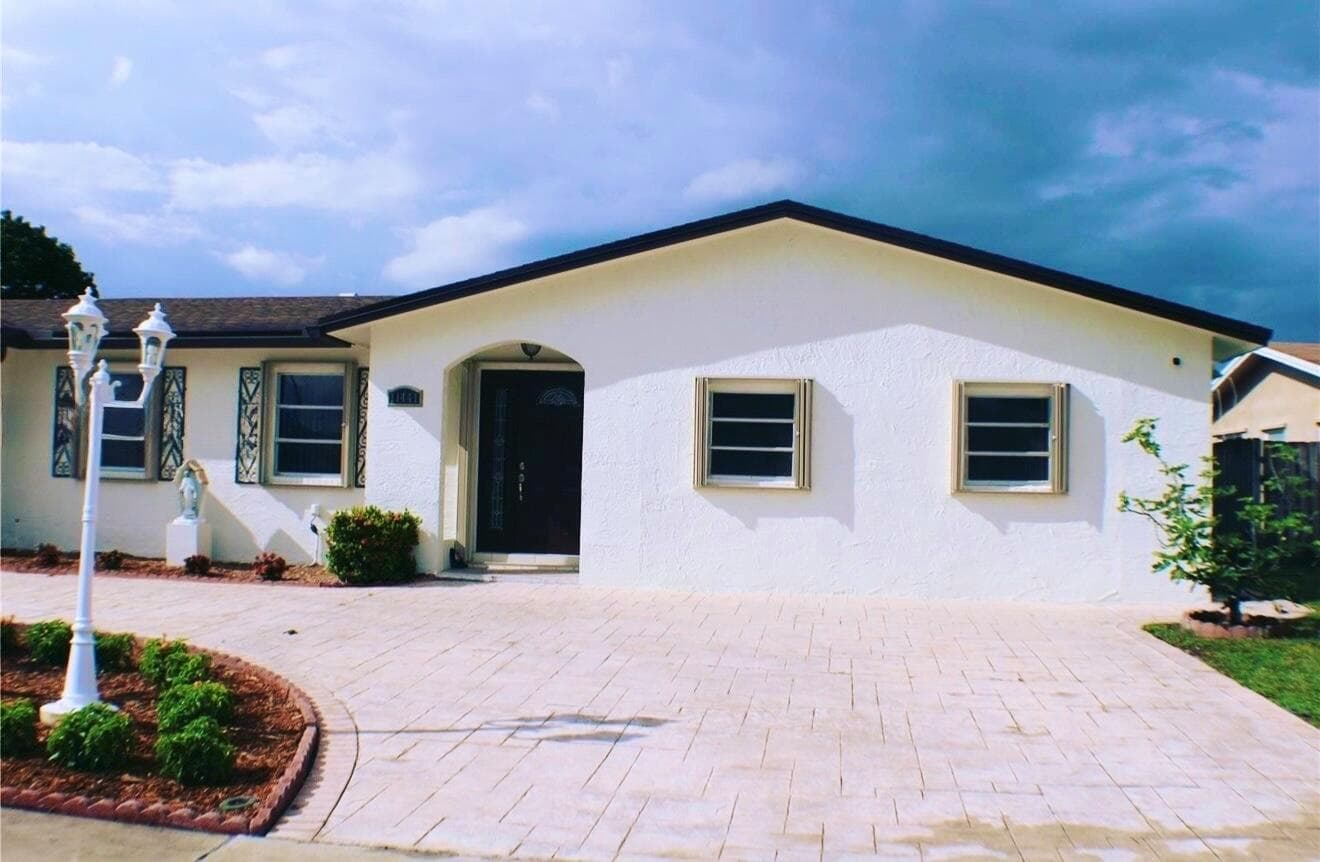 11441 NW 29th Manor, Sunrise, FL 33323 — zdjęcie 2