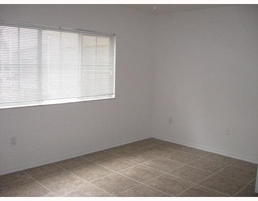 2421 Centergate Drive # 104, Miramar, FL 33025 — zdjęcie 4