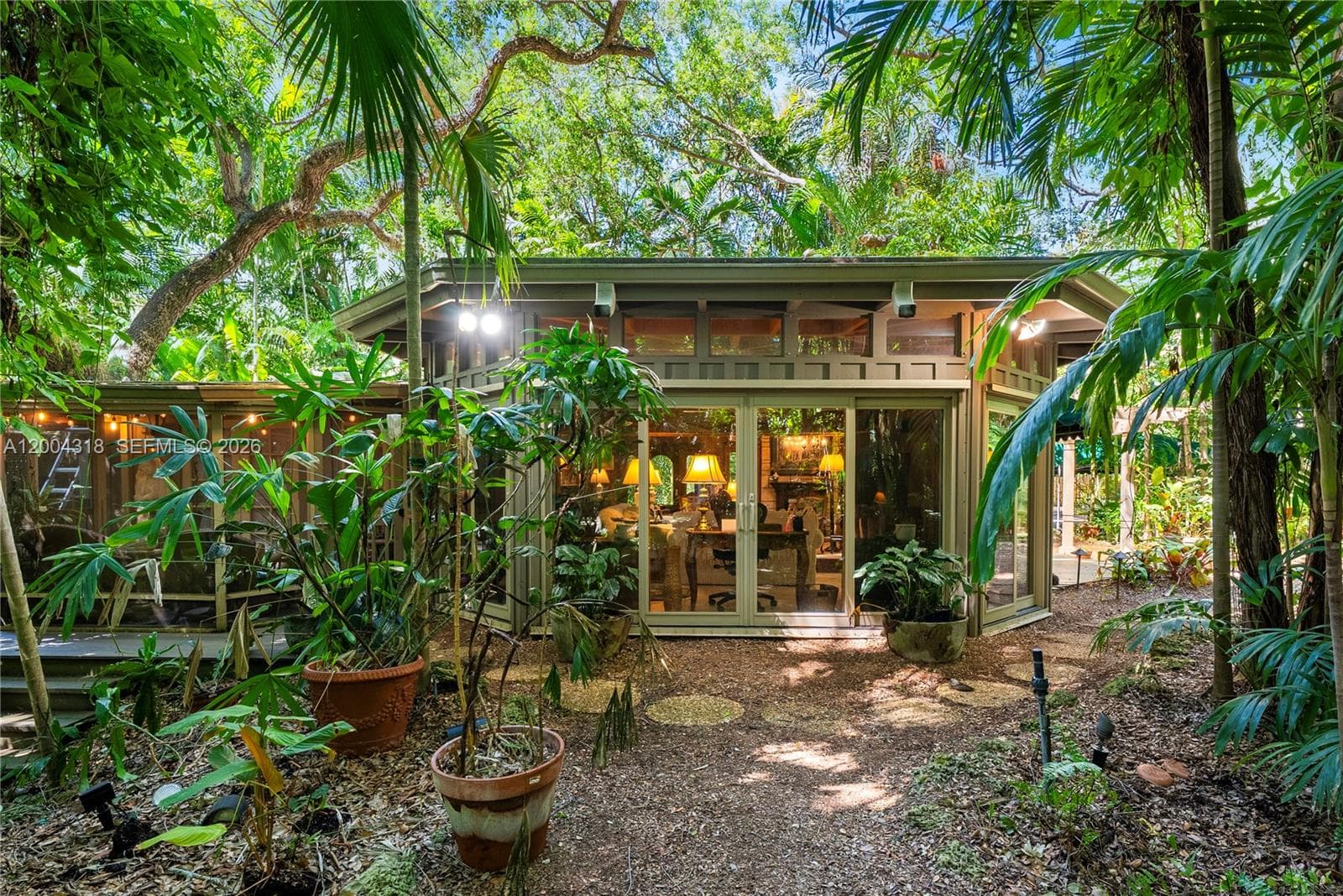 3584 Saint Gaudens Rd, Miami, FL 33133 — zdjęcie 5