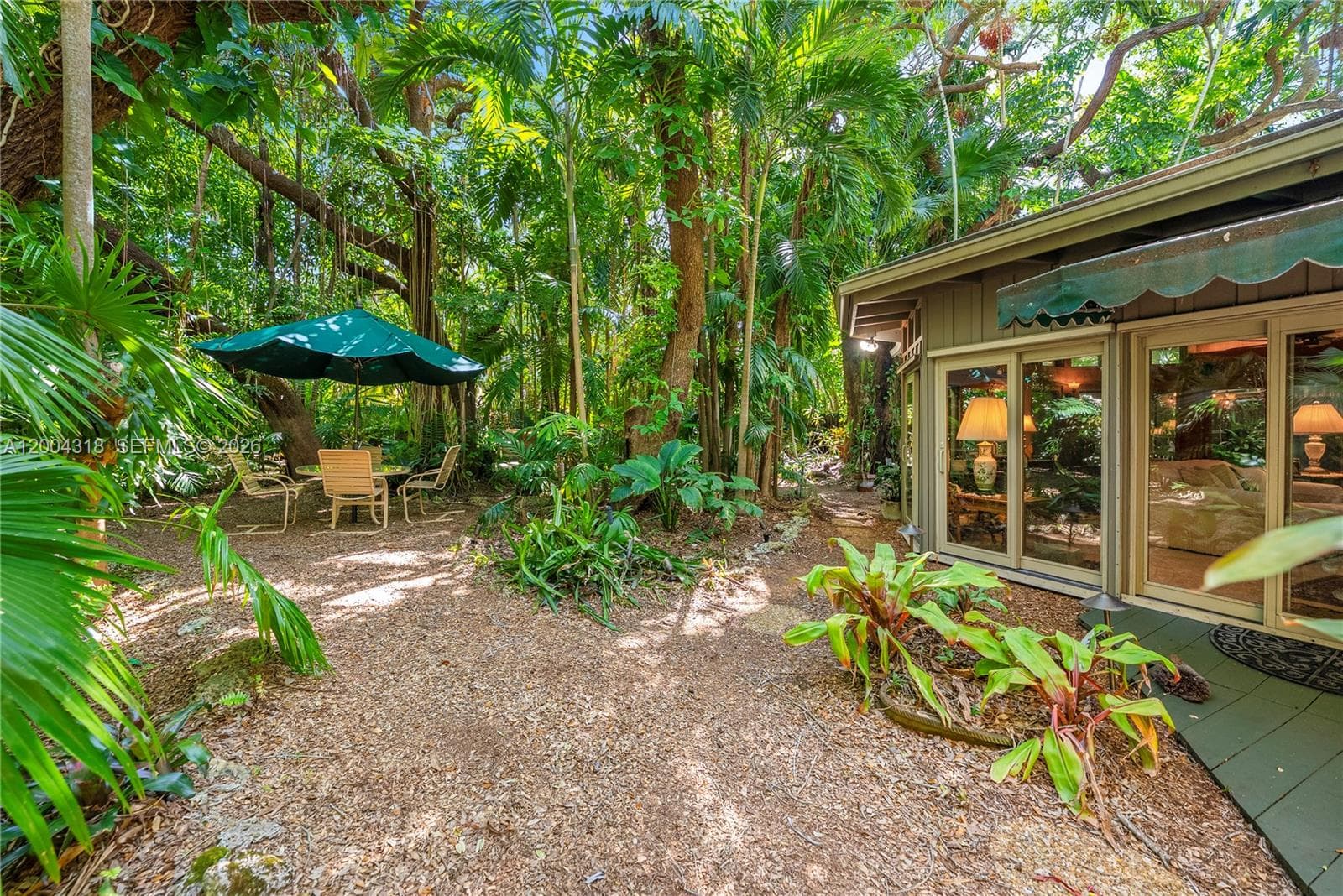 3584 Saint Gaudens Rd, Miami, FL 33133 — zdjęcie 4