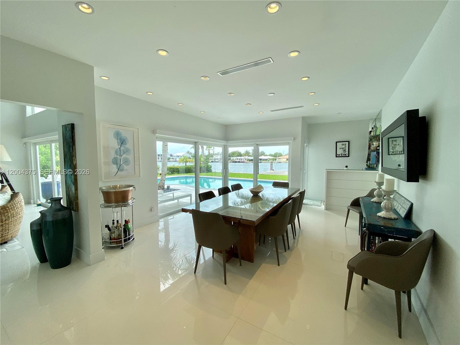 265 N Shore Dr, Miami Beach, FL 33141 — zdjęcie 2