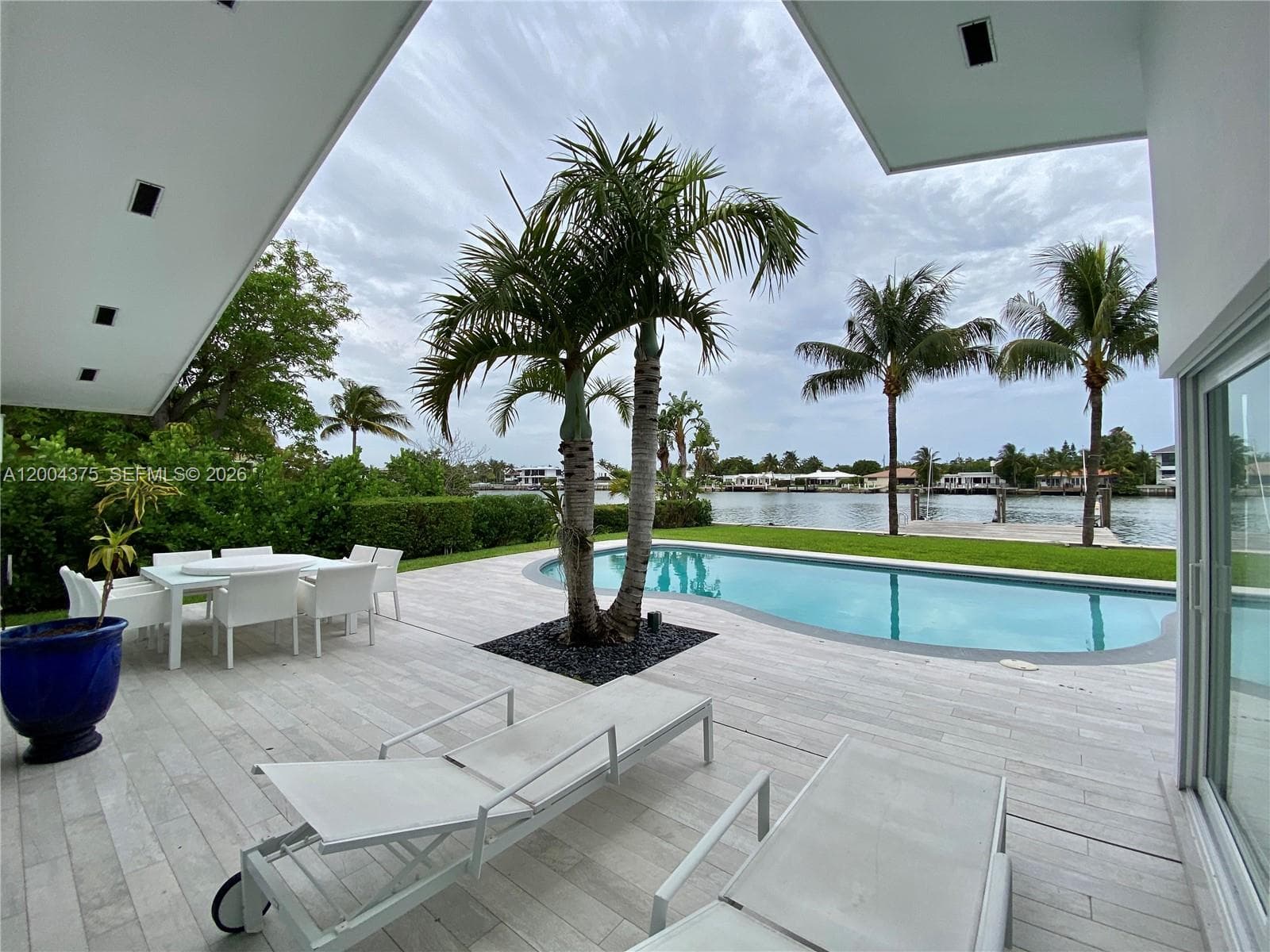 265 N Shore Dr, Miami Beach, FL 33141 — zdjęcie 4