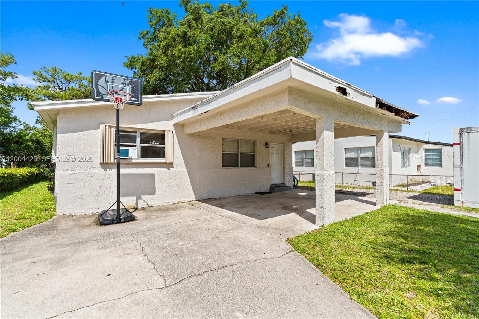 723 NW 15th Ter, Fort Lauderdale, FL 33311 — zdjęcie 2