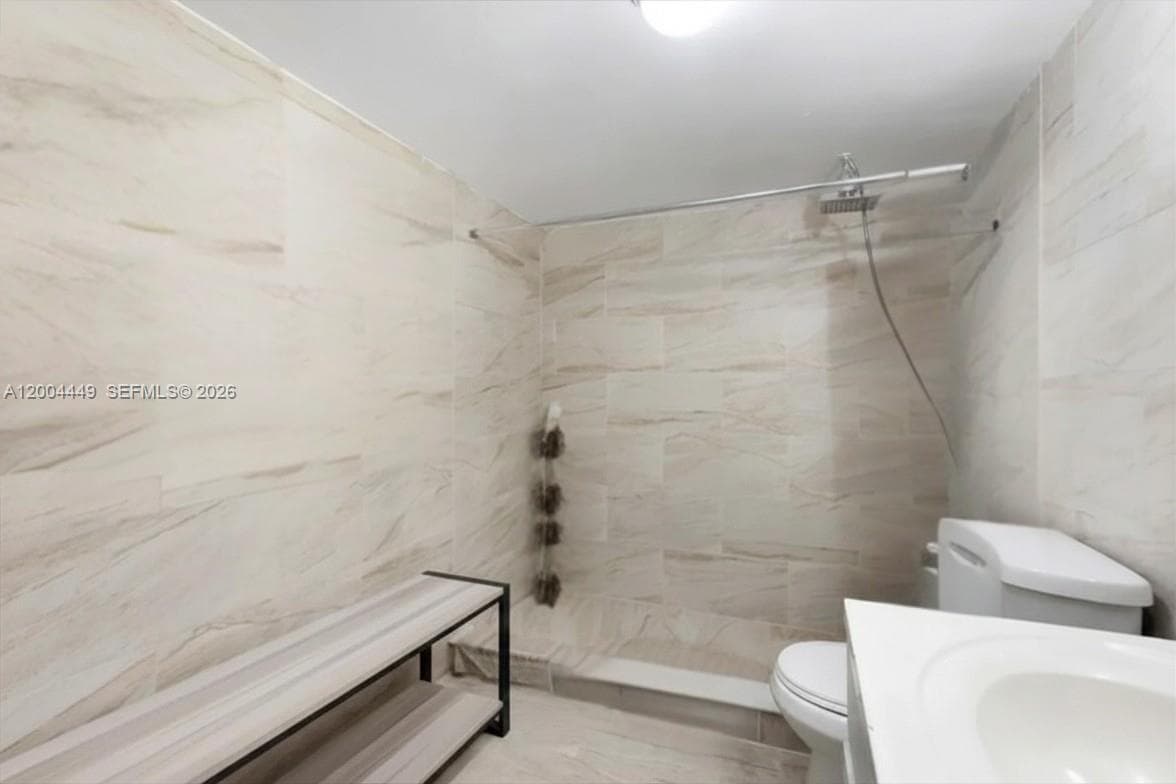 3527 NE 168th St # 409, North Miami Beach, FL 33160 — zdjęcie 5