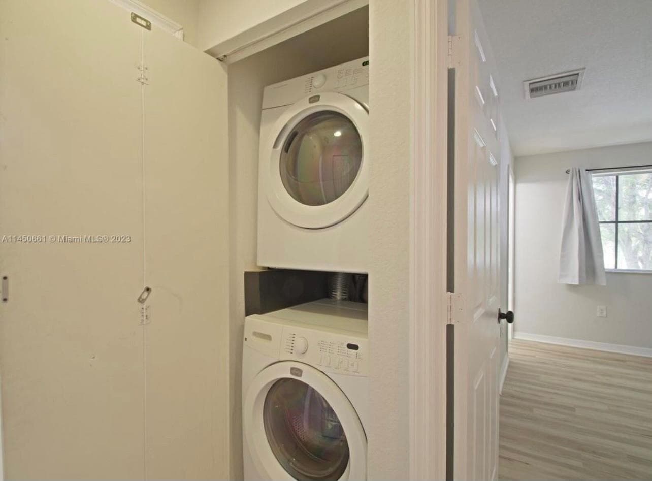 6030 SW 19th Place, North Lauderdale, FL 33068 — zdjęcie 3