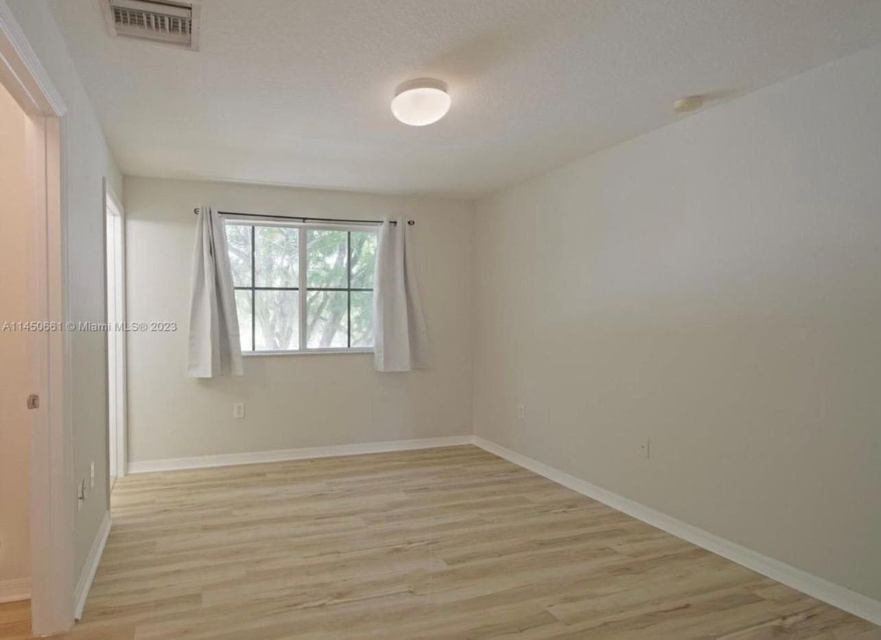 6030 SW 19th Place, North Lauderdale, FL 33068 — zdjęcie 5