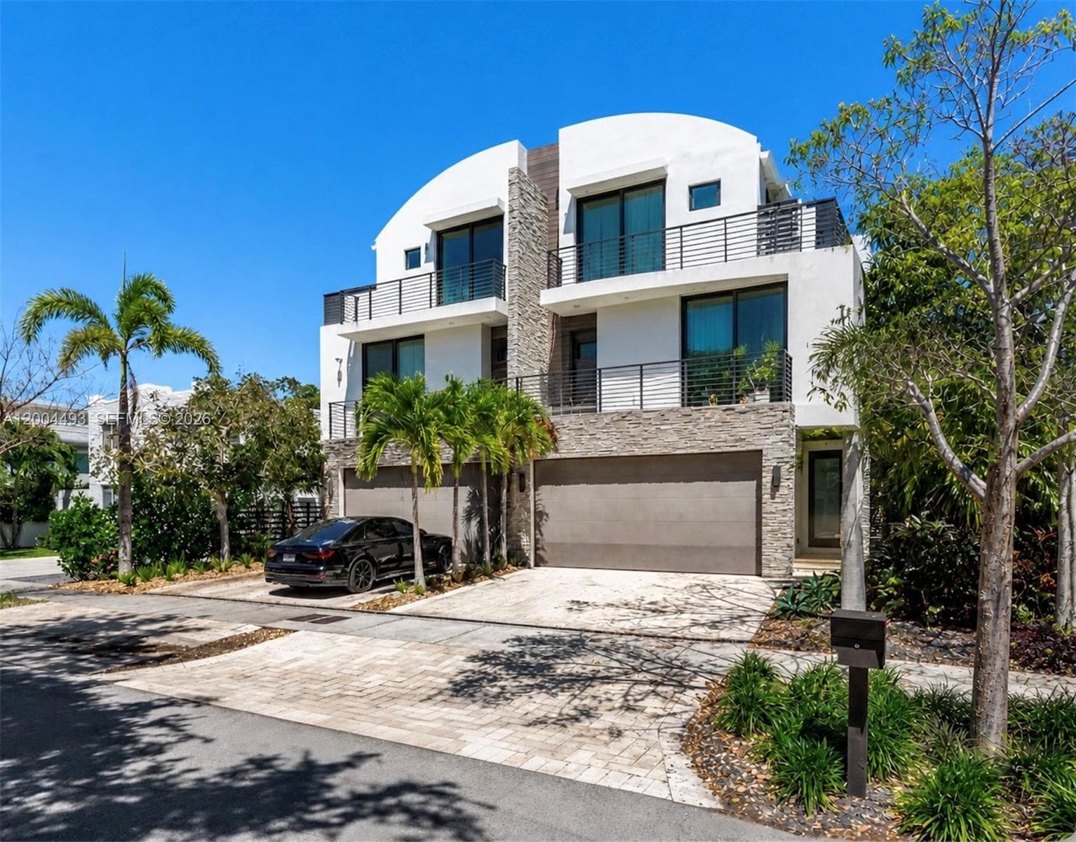 104 NE 16th Ter, Fort Lauderdale, FL 33301