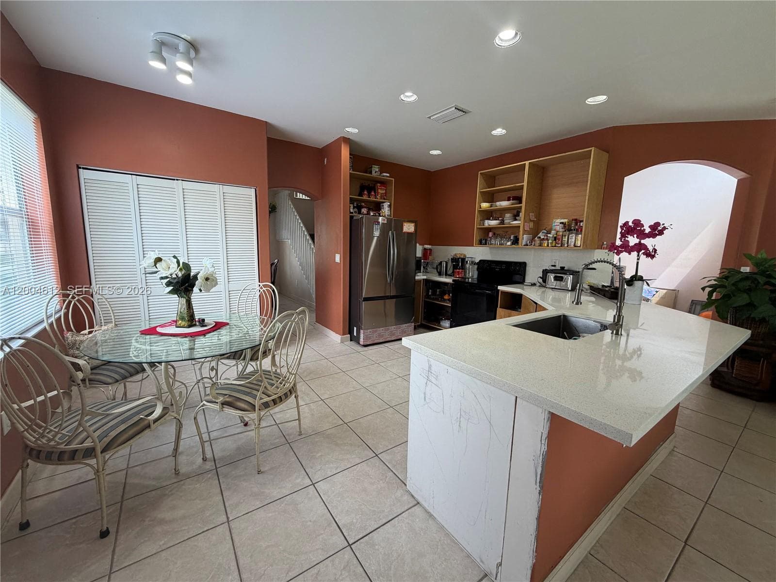 2329 NW 184th Ter, Pembroke Pines, FL 33029 — zdjęcie 3